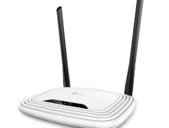 TP-LINK Router Wi-Fi N300- 2T2R- 300Mbps- 5 porte 10/100M- 2 antenne fisse 5dBi- Wirelesse / Power On/Off- WPS